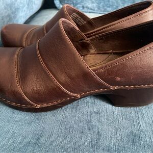 Dansko dark Brown Leather shoes Sz 39